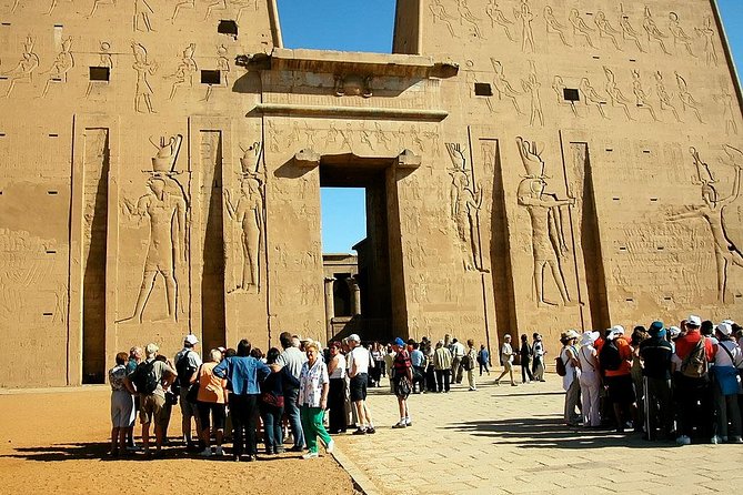 08 Days - 5 Stars Deluxe Egypt Tour ( Cairo and Nile Cruise ) - Flying south to Luxor and boarding the Nile