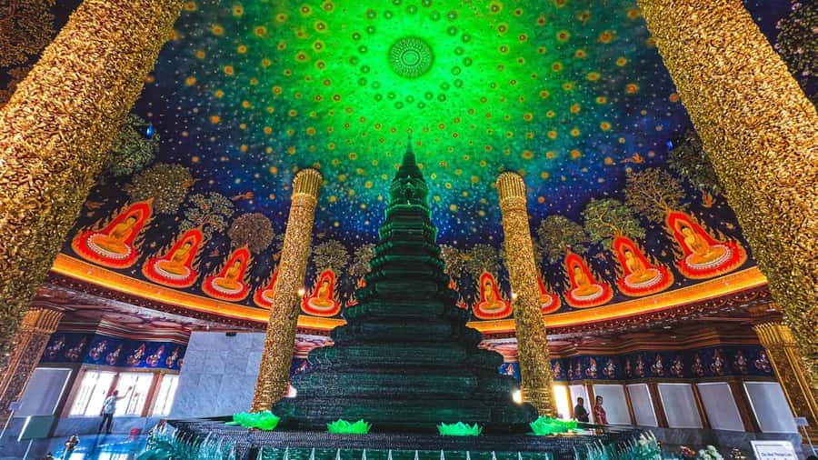 2 Hrs Private Bangkok Canal Boat Tour: Traditional Flat Boat - Should You Book the 2-Hour Canal Boat Tour?