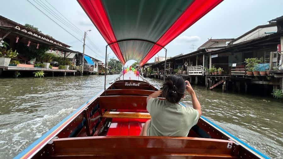 2 Hrs Private Bangkok Canals Tour by Long-Tail Boat - Guided - The two giant Buddhas near Wat Pak Nam