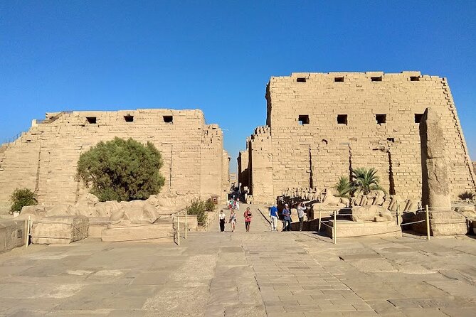 4-Night, 5-Star Nile Cruise from Luxor to Aswan - Who will get the most from this cruise?