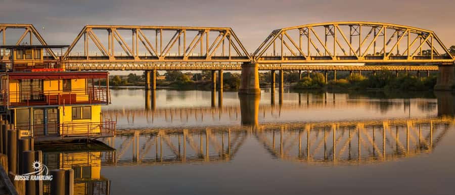 Adelaide Hills Tour with River Murray 3 Hour Lunch Cruise. - From Adelaide to Mount Lofty