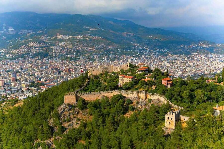 Alanya: Full-Day City Tour Lınch in Dimçay River & Boat Trip - Riding up to Alanya Castle