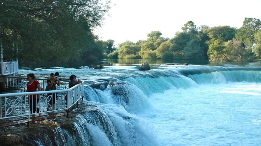 Alanya/Side: Manavgat River & Waterfall, Boat Tour, & Bazaar - Riverside lunch is simple and useful