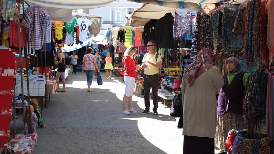 Alanya/Side: Manavgat River & Waterfall, Boat Tour, & Bazaar - Guide quality and group atmosphere