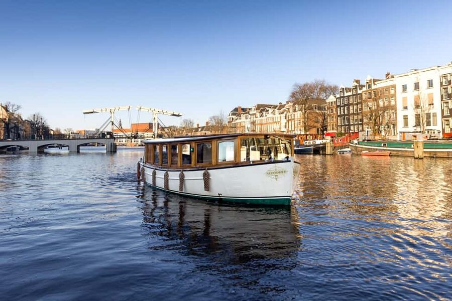 Amsterdam: 1.5-Hour High-End Morning Breakfast Canal Cruise - Key Points Before You Book