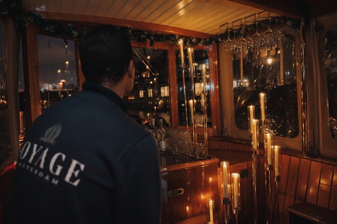 Amsterdam: 2-Hour Canal Cruise incl. Drinks & Dutch Snacks - Rembrandtplein, Spui, and evening Amsterdam