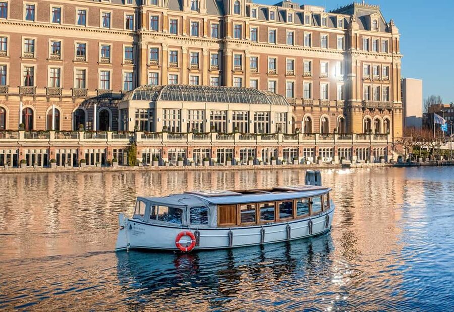 Amsterdam: 2-Hour Luxury Canal Cruise with Snacks & Drinks - From the canal belt to the Amstel