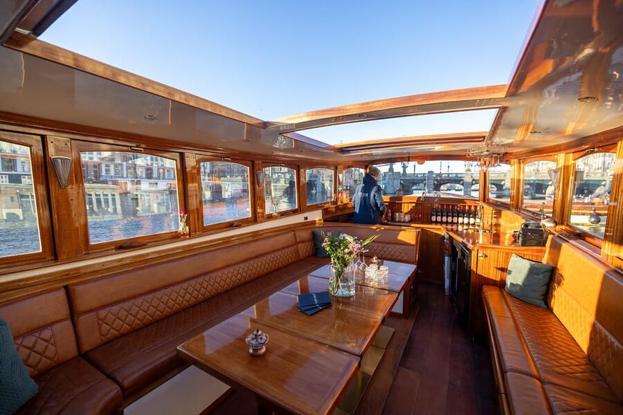 Amsterdam: 2-Hour Luxury Canal Cruise with Snacks & Drinks - Open air, blankets, and seasonal timing