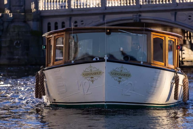 Amsterdam: 2-Hour Luxury Canal Cruise with Snacks & Drinks - Who will enjoy this Amsterdam canal cruise