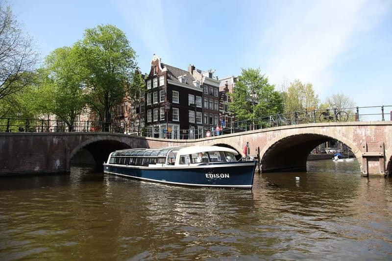 Amsterdam: 75 Minute City Canal Cruise with Audio Guide - Prinsengracht and Westerkerk: Amsterdam’s postcard canals