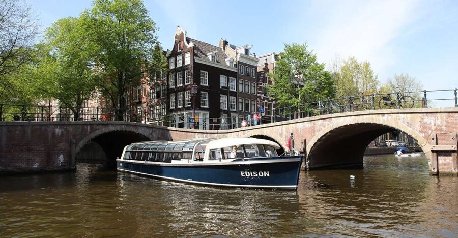 Amsterdam: 75 Minute City Canal Cruise with Audio Guide - The Amstel and Magere Brug
