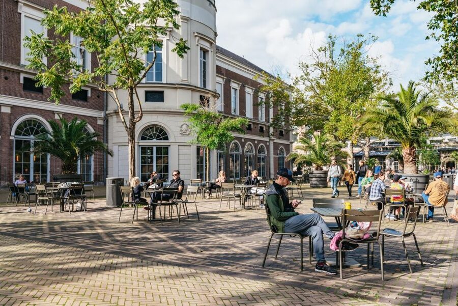 Amsterdam Bike Tour in Small Group + Optional Canal Cruise - Magere Brug and the city’s canals