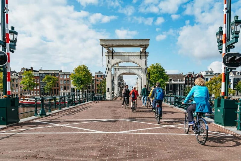 Amsterdam Bike Tour in Small Group + Optional Canal Cruise - Starting near the bike shop and Centraal Station