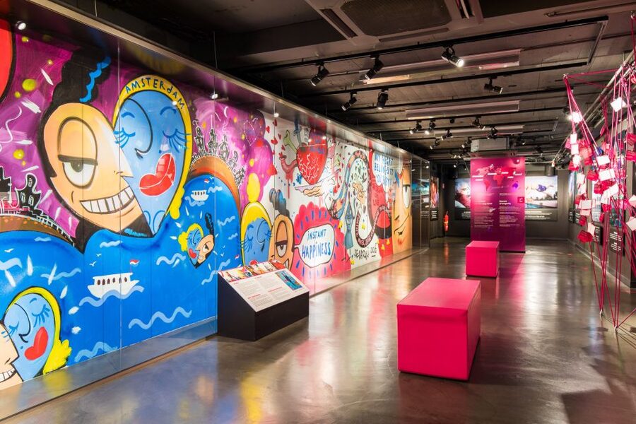 Amsterdam: Body Worlds Exhibition and Canal Cruise - Choosing the right canal departure point