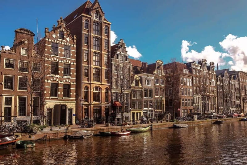 Amsterdam: Burger Cruise - Burgerbar & Canal Cruise - Finding the boat at Prinsengracht 261a