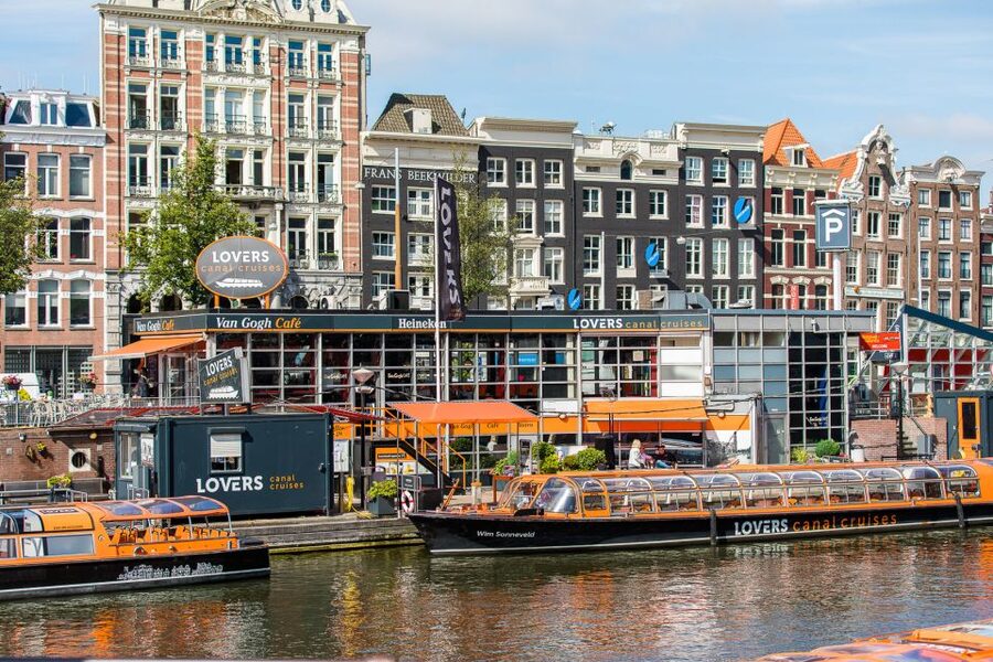 Amsterdam: City Centre Canal Cruise including Audioguide - Daylight, sunset, or evening?