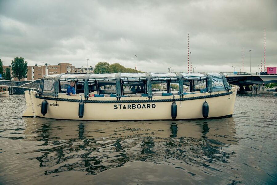 Amsterdam: Covered Canal Booze Cruise with Unlimited Drinks - Herengracht and the Seven Bridges viewpoint