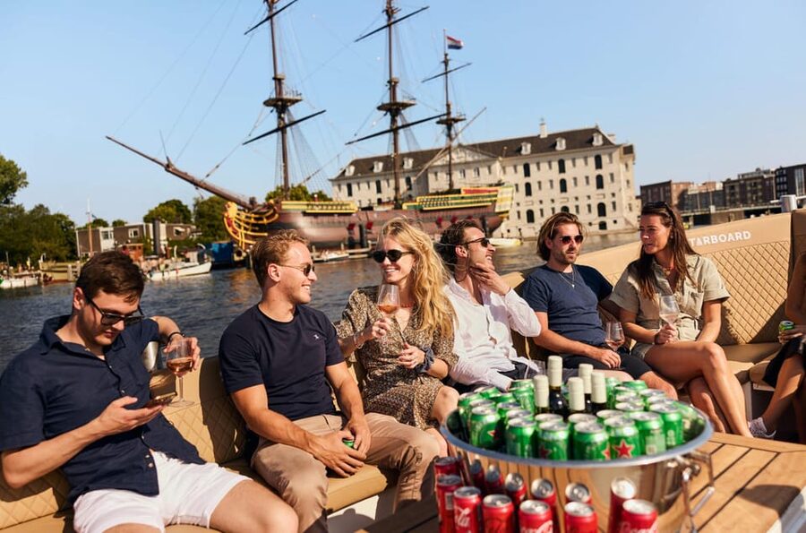 Amsterdam: German Guided Canal Cruise with on Board Bar - The Oude Kerk and Amsterdam’s oldest core