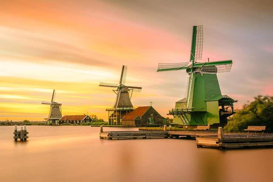 Amsterdam: Giethoorn Tour with Canal Cruise and Windmills - My Verdict: A Convenient Countryside Sampler