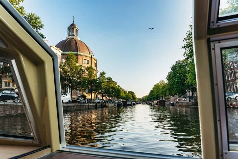 Amsterdam: Heated Canal Cruise Including Audioguide - Is $15 good value?