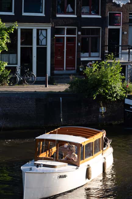 Amsterdam: Hidden Gems Canal Cruise - Local Stories From A Dutch Captain