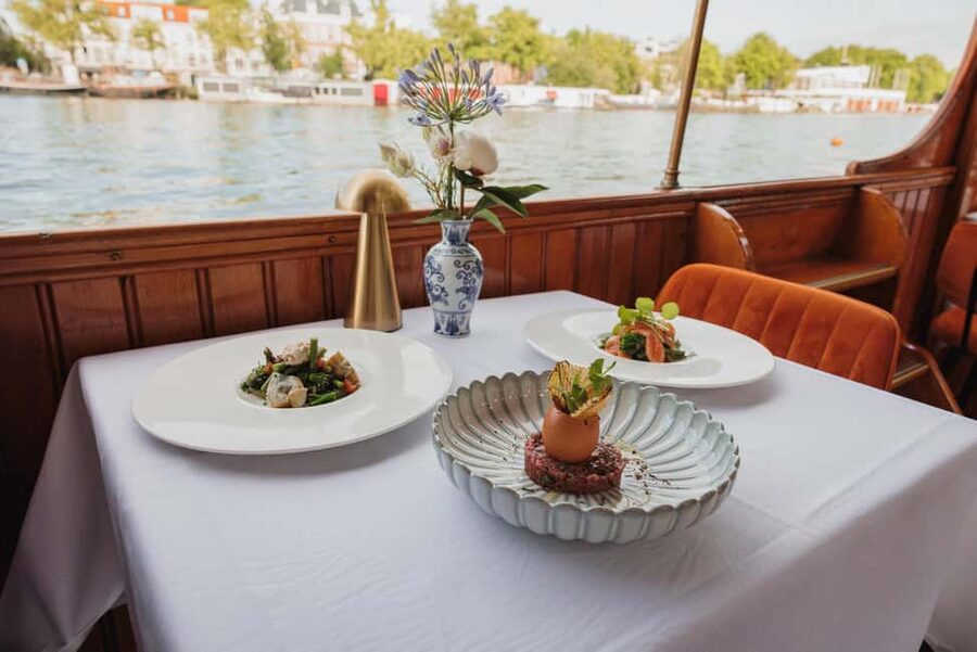 Amsterdam: High-End 3-Course Dinner Canal Cruise - Nighttime Views Along Amsterdam’s Canals