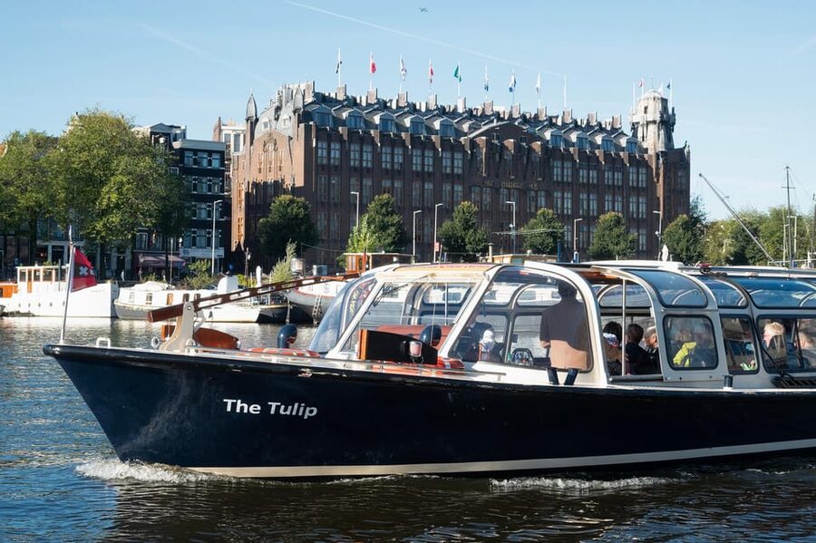Amsterdam: Keukenhof Ticket with Shuttle Bus + Canal Cruise - Who should book this experience?