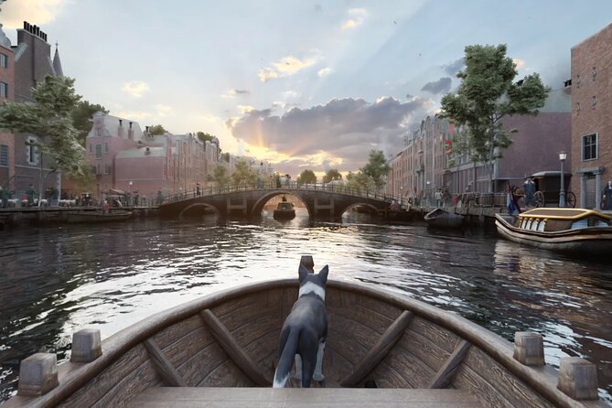 Amsterdam: Luxury Canal Cruise with Historic VR Experience - Why the historic setting adds value