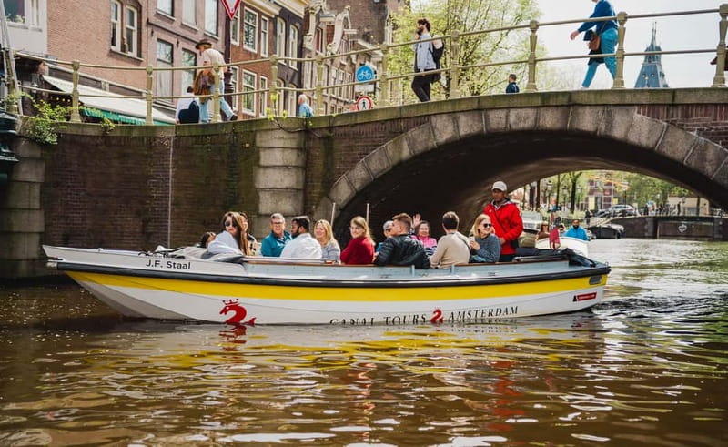 Amsterdam: Open Boat Canal Cruise (with Free Spritz Option) - Why an Open Boat Makes Amsterdam Feel Different