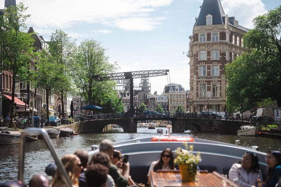 Amsterdam: Open Boat Canal Cruise (with Free Spritz Option) - Keizersgracht and Prinsengracht by Water