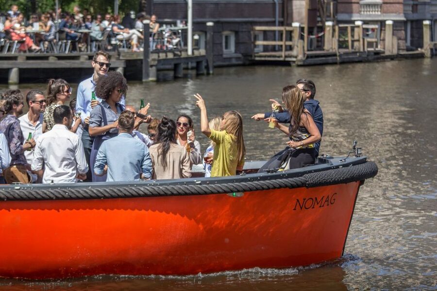 Amsterdam: Private Prosecco Canal Cruise Tour - Who should book this Amsterdam boat ride
