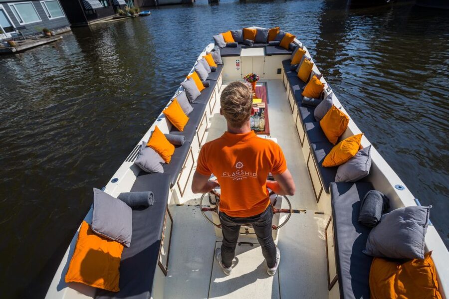 Amsterdam: Private Prosecco Canal Cruise Tour - Rijksmuseum and Vondelpark from the water