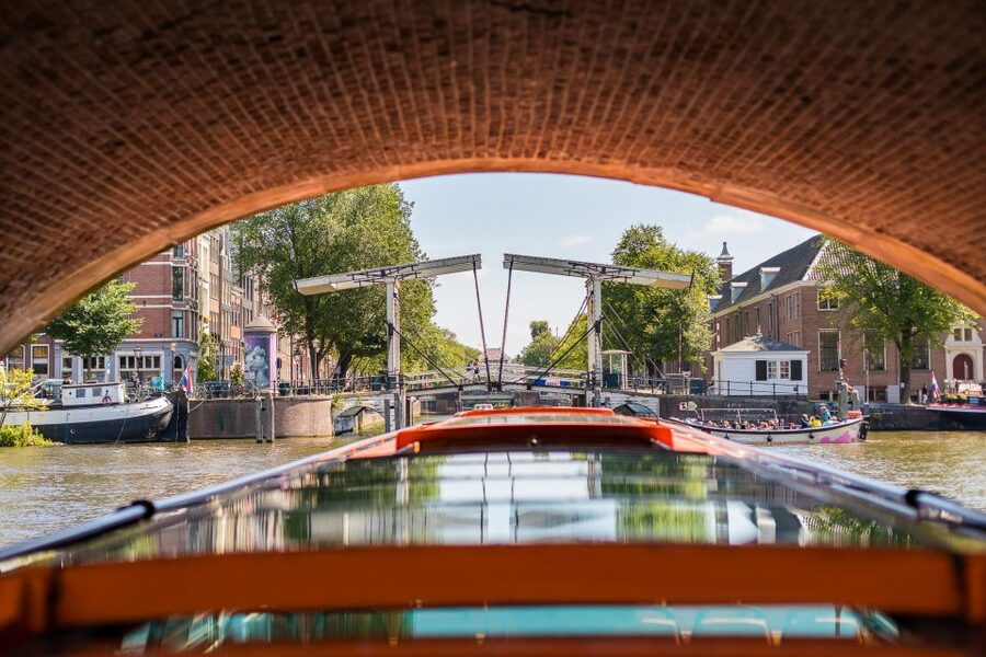 Amsterdam: Rijksmuseum Entry Ticket and Canal Cruise Combo - Who will get the most from this combo