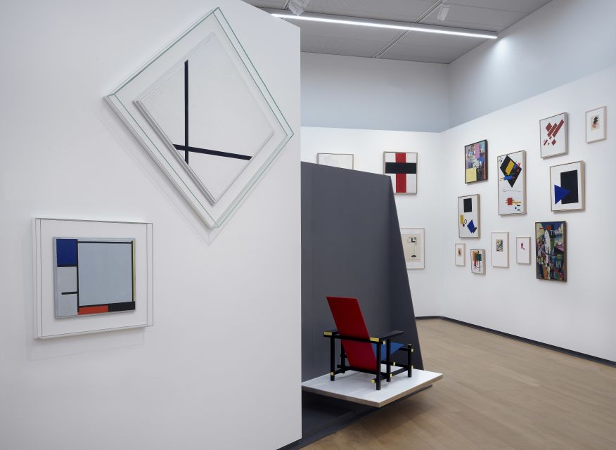 Amsterdam: Stedelijk Museum and 1-Hour Canal Cruise - What the reviews reveal about the experience