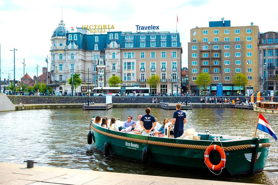 Amsterdam: The Newest Canal Cruise with Drink Option - Montelbaanstoren, Oudeschans, and the Amstel