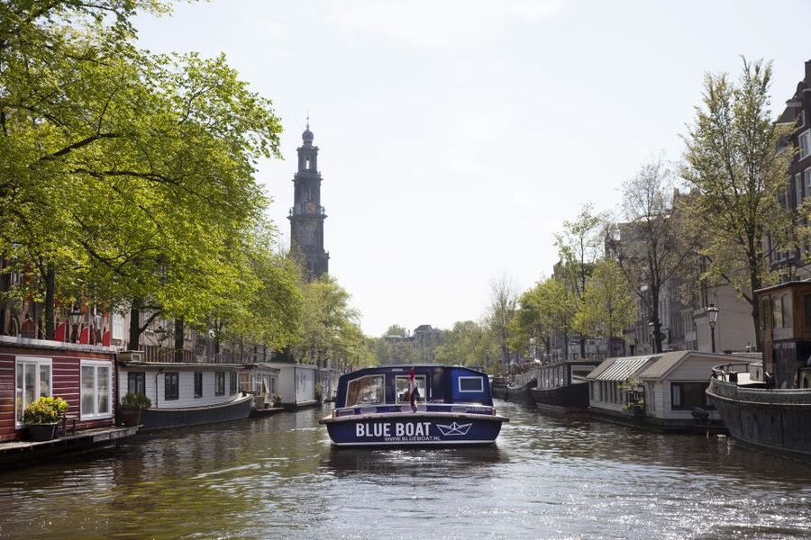 Amsterdam: Van Gogh Museum Ticket and City Canal Cruise - How to plan the three hours