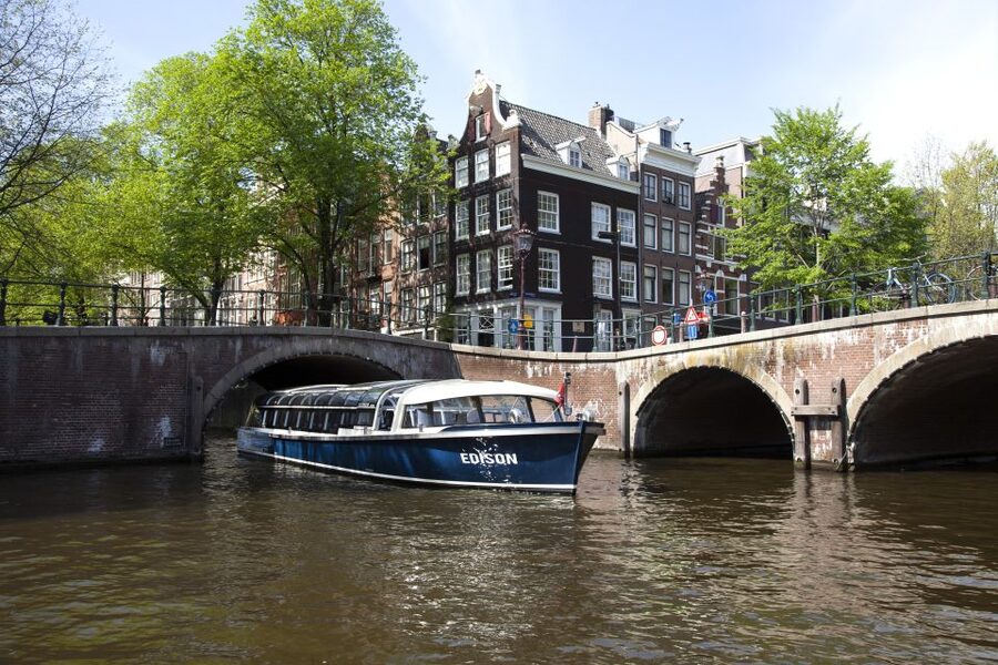 Amsterdam: Van Gogh Museum Ticket and City Canal Cruise - Should you book this Amsterdam combo?