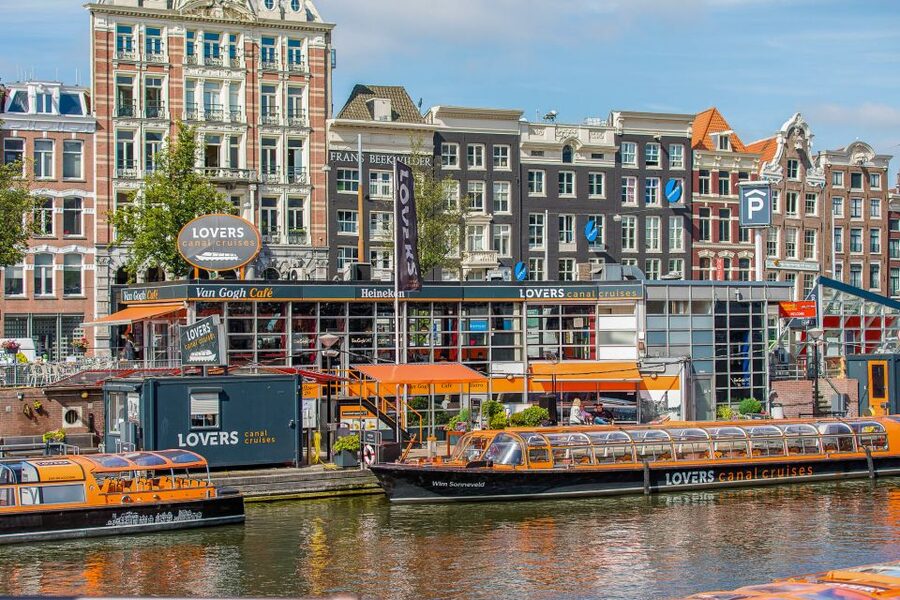 Amsterdam: Van Gogh Museum Ticket & Canal Cruise - Museum audio and the cost of extra interpretation