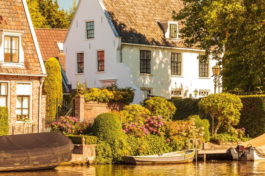 Amsterdam: Vecht River Day Trip with Cruise and High Tea - FAQ