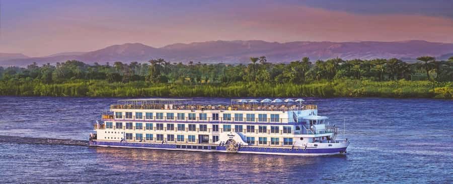 Aswan: 3-Day Nile River Cruise to Luxor with Guided Tours - Day one: Philae, the High Dam, and sunset at Kom Ombo