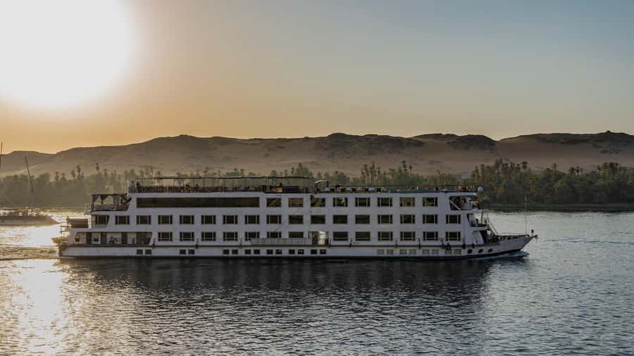 Aswan: 4-Day Egypt Private Tour with Nile Cruise, Balloon - Key points to know before booking