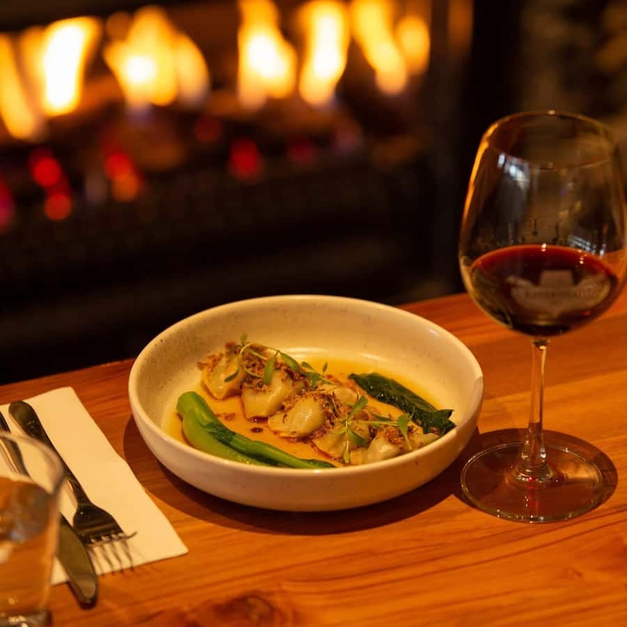 Auckland: Scenic Boat Cruise to the Riverhead Tavern - Key points at a glance