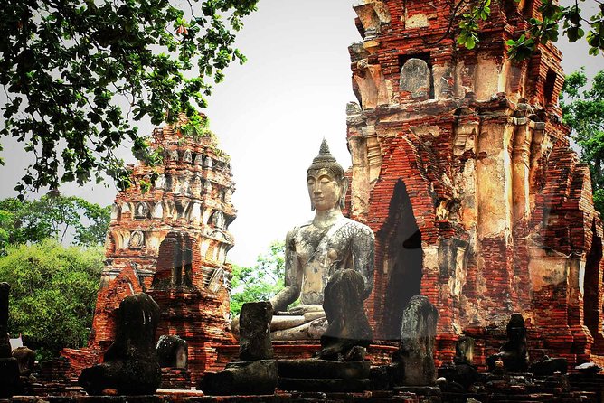 Ayutthaya Temples and River Cruise from Bangkok - Wihan Phra Mongkhon Bophit and a major Buddha image