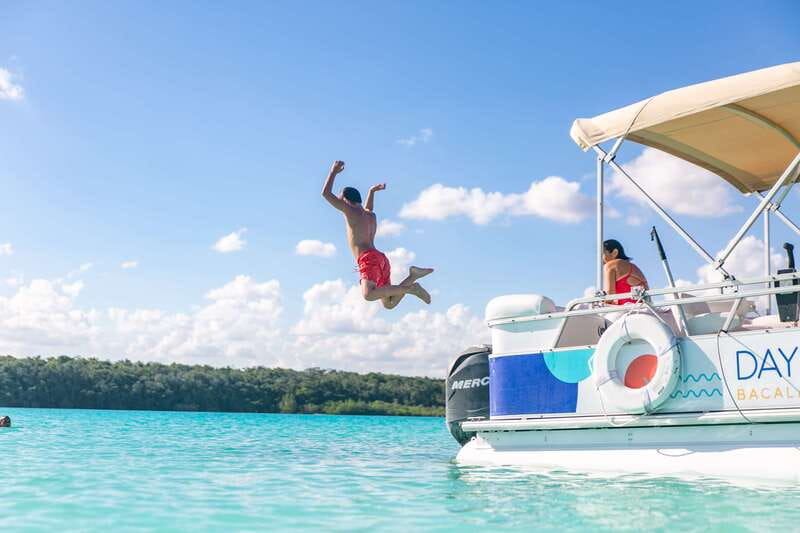 Bacalar: Private Boat Tour - Pirate Canal, Cenotes & Islands - Seeing the lagoon from the water