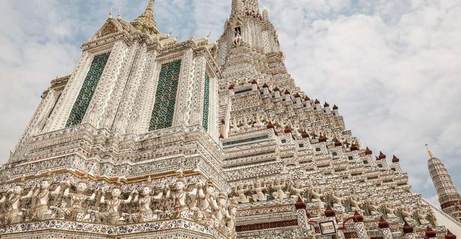 Bangkok: 2-Hour Canal Tour by Teak Boat - Watching ordinary life beside the water