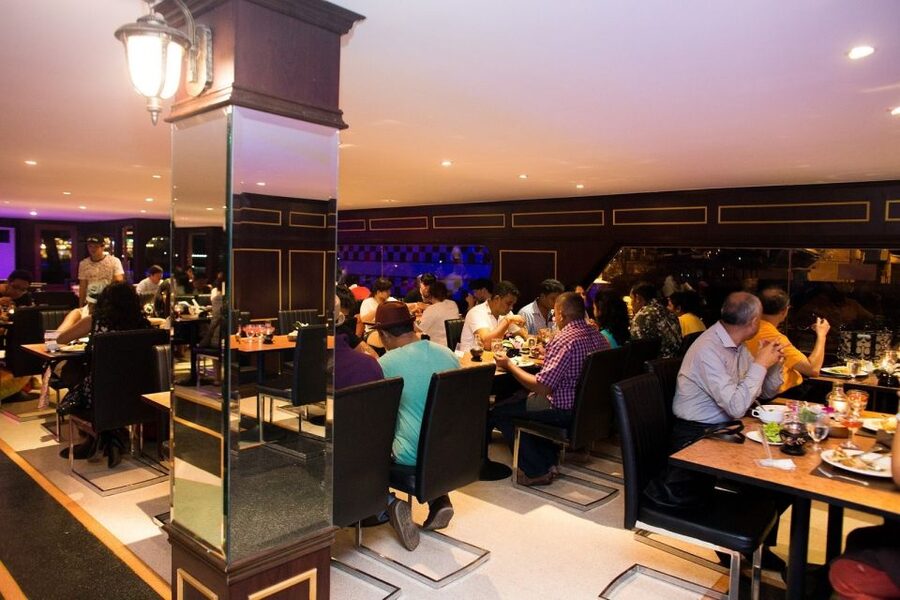 Bangkok: 2-Hour Dinner & Shows on White Orchid River Cruise - Choosing the best place on the boat