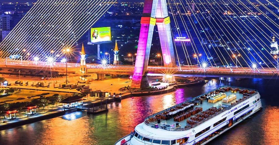 Bangkok: 2-Hour Dinner & Shows on White Orchid River Cruise - Checking in and getting aboard