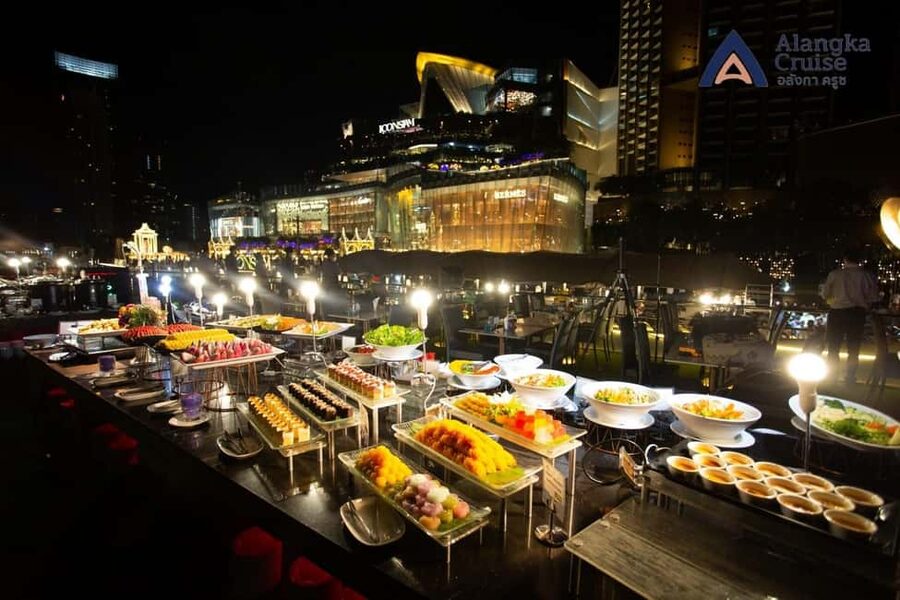 Bangkok: Alangka Chao Phraya River Dinner Cruise - Thai dance, music, and the onboard atmosphere