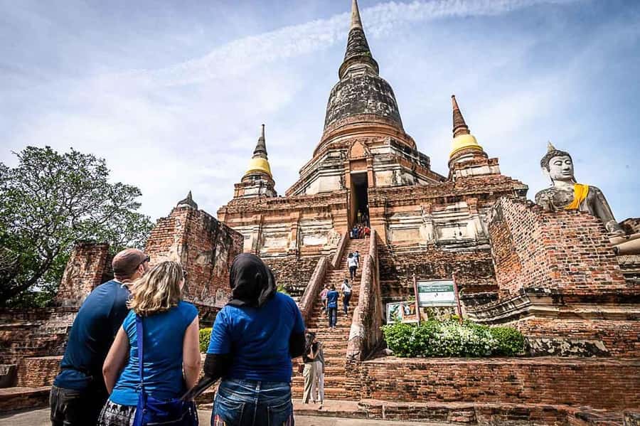 Bangkok: Ayutthaya Temples and River Cruise Day Tour - Key points at a glance