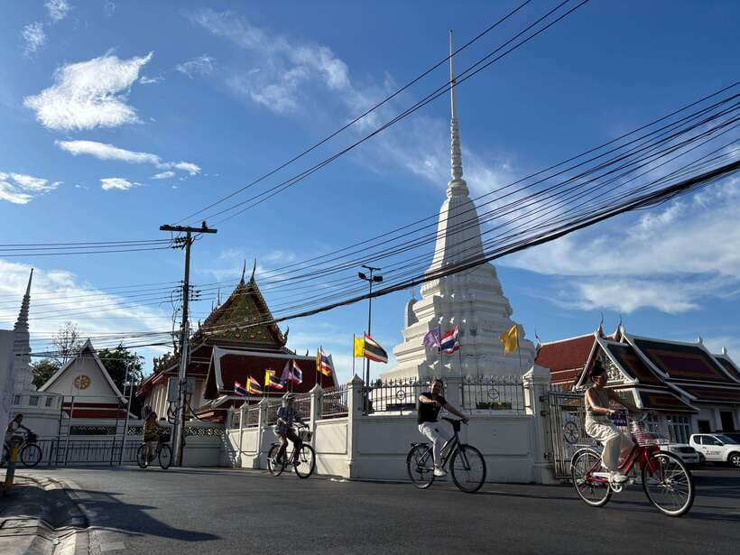 Bangkok: Bicycle Experiences and Longtail Boat Canal Cruise - Who will enjoy this tour most